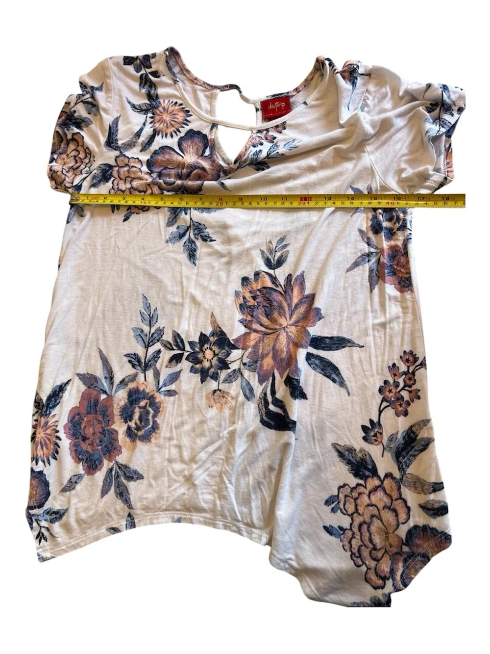 Daytrip Cream Short Sleeve Top with Blue & Brown Floral Print Size Medium - Picture 2 of 5
